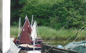 Crew Quarters Port Launay